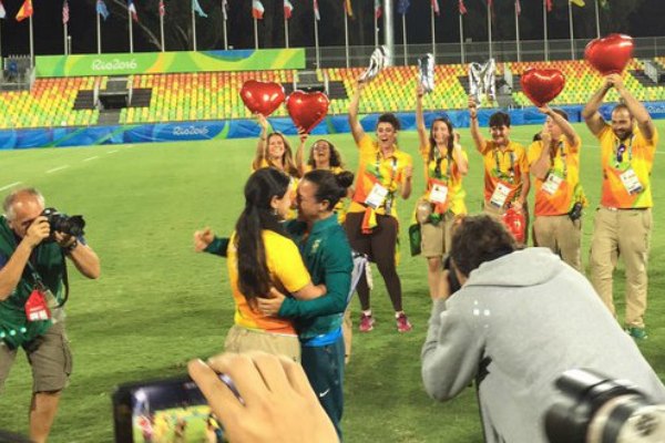Lesbian Rugby Player Gets Engaged During Rio Olympics On Top Magazine Lgbt News And Entertainment